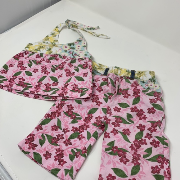 Mart-Kate and Ashley 2-PC Halter Top w/ Matching Pants - 18 mos. - Picture 2 of 16